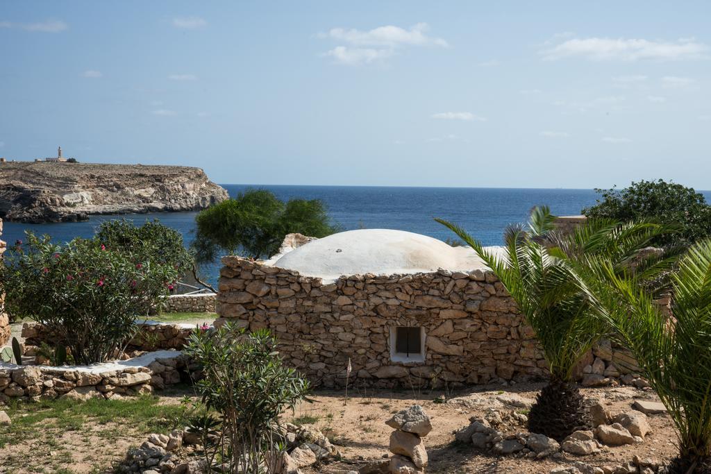 فندق I Dammusi Di Borgo Cala Creta لامبيدوزا المظهر الخارجي الصورة